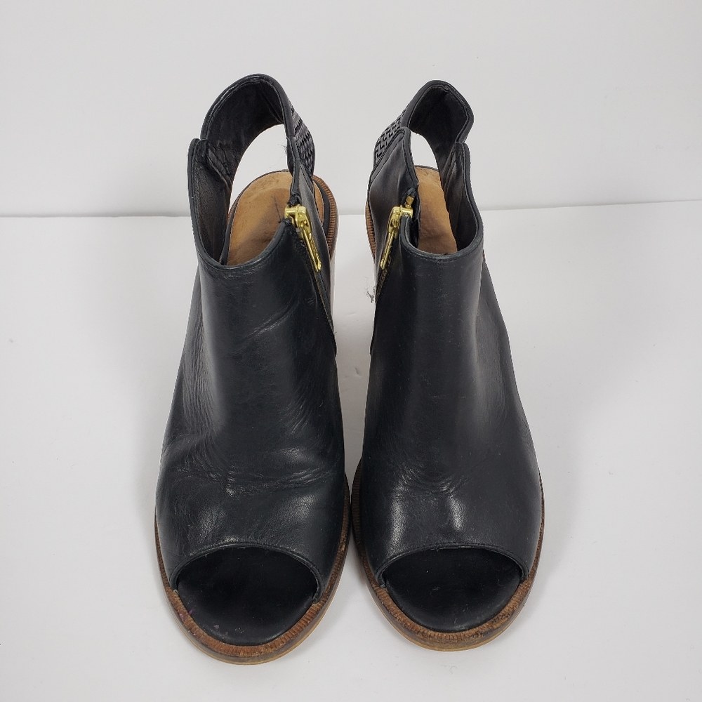 FIRTH Uliana Peep Toe Bootie